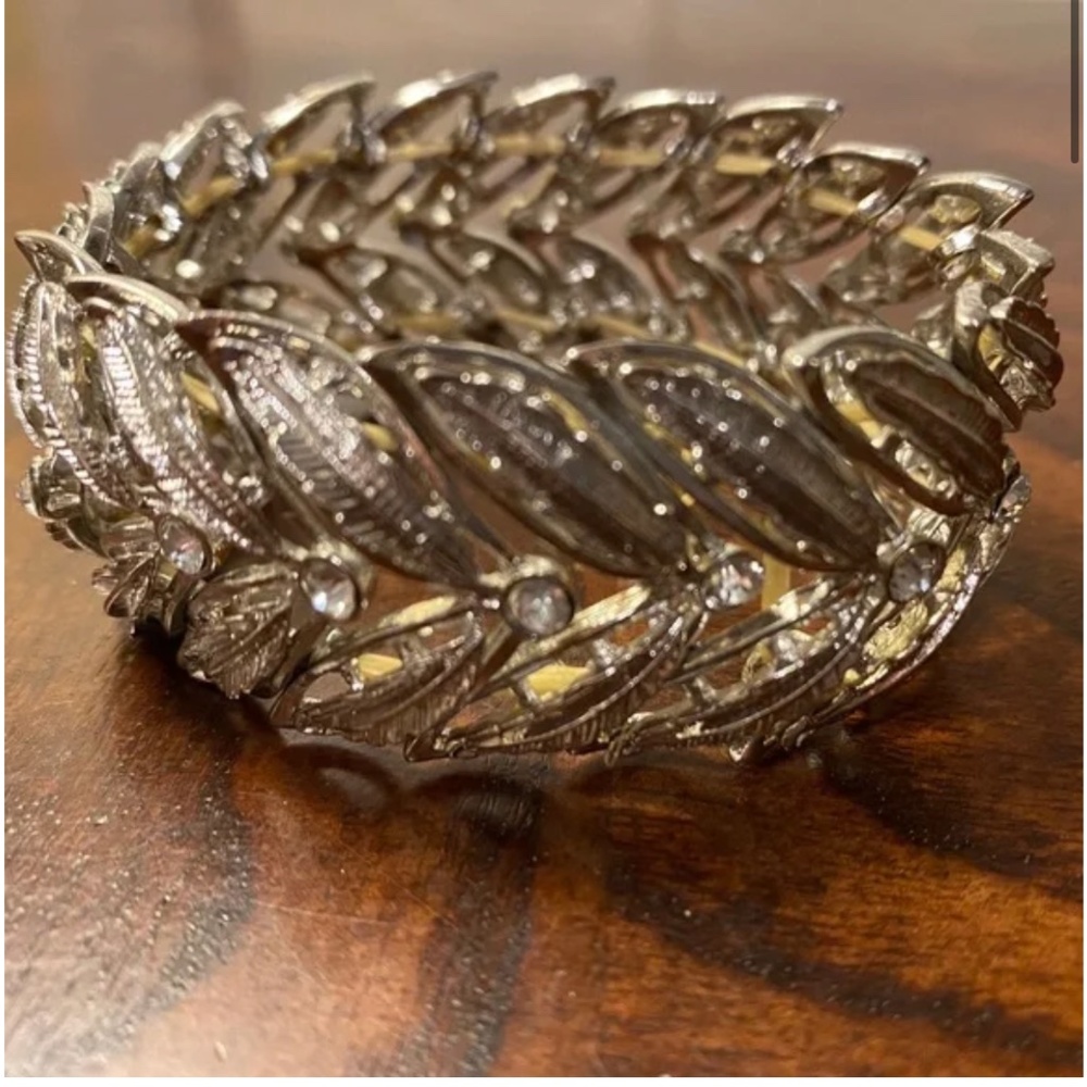 Vintage Silver Tone and Rhinestone Bracelet